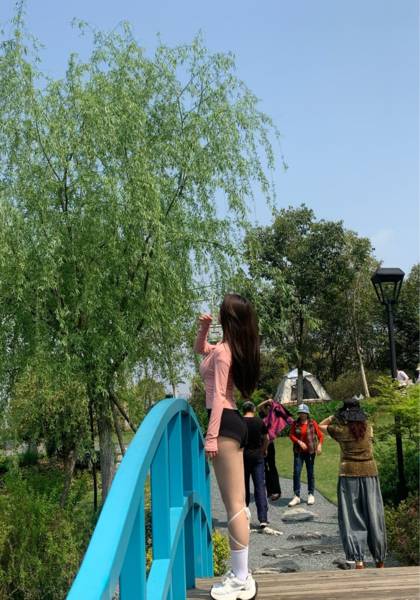 推荐艺人