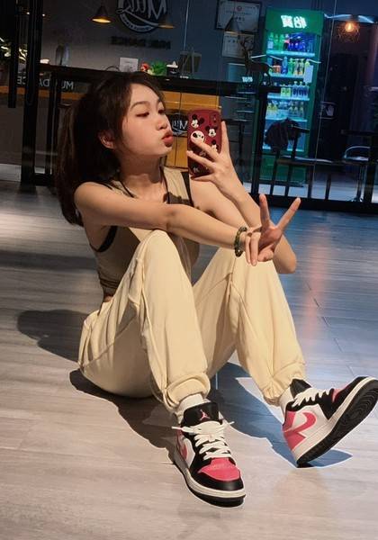 推荐艺人
