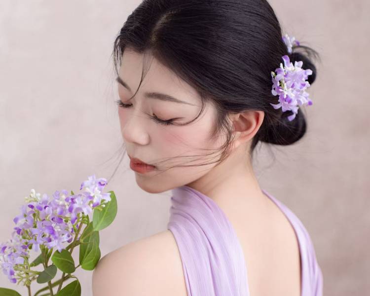 艺人背景图