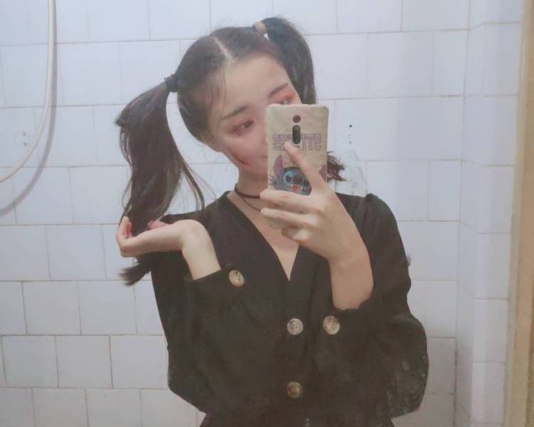 艺人背景图