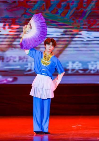 推荐艺人