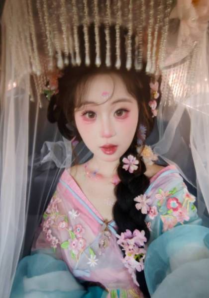 推荐艺人
