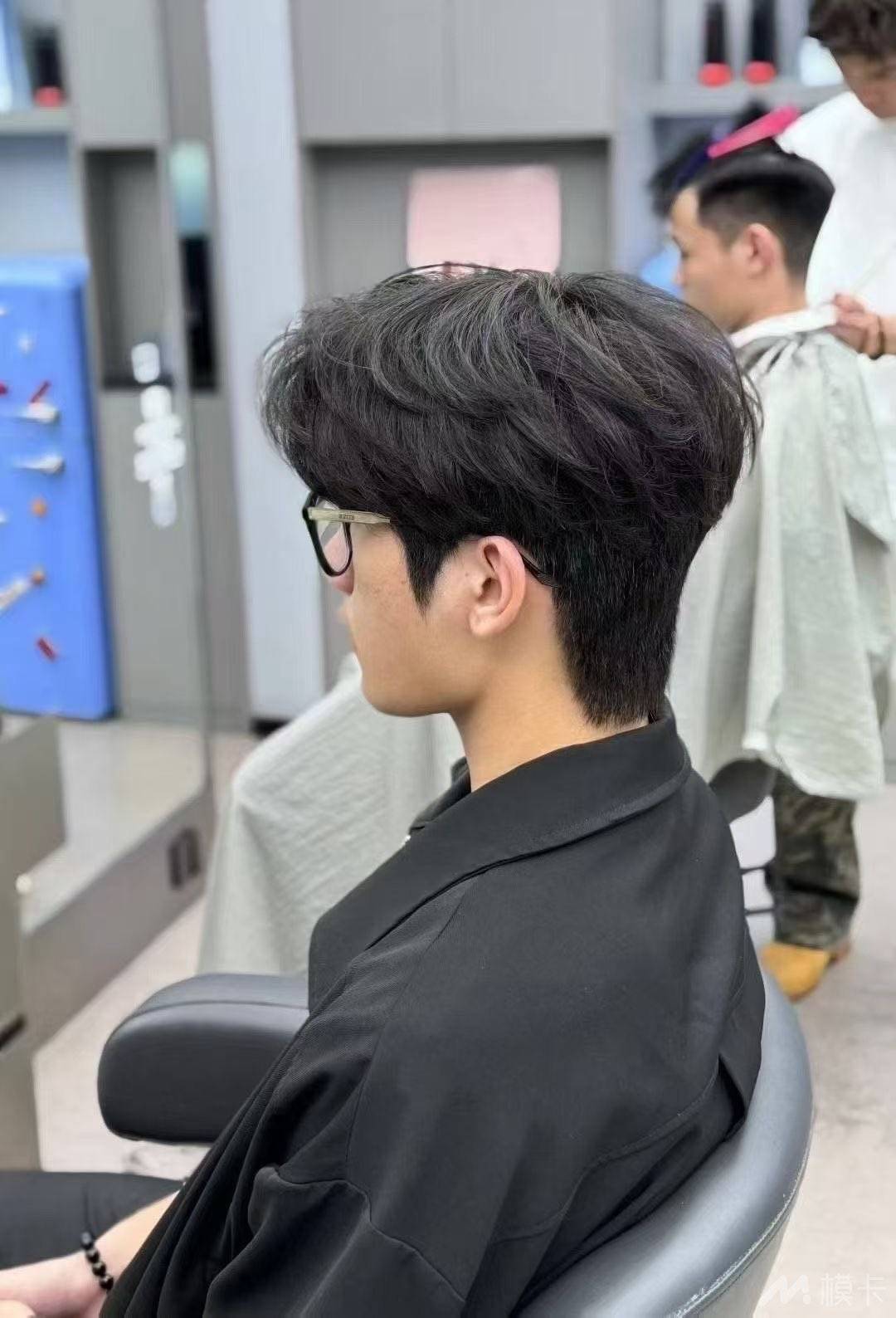 通告图片