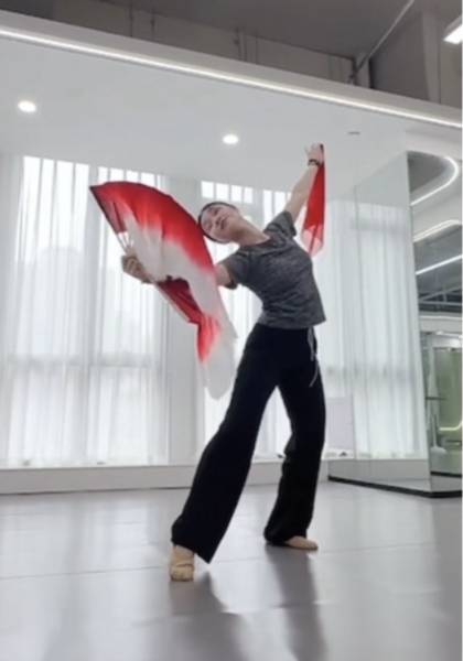 推荐艺人