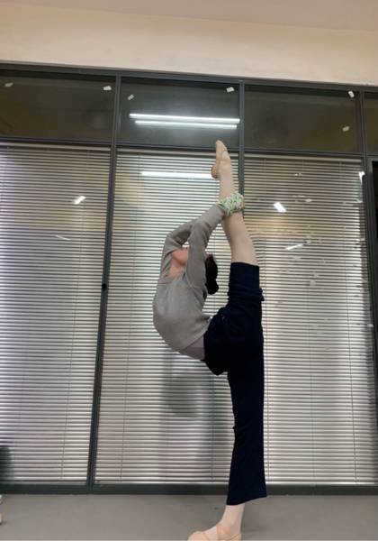 推荐艺人