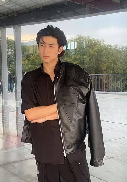 推荐艺人