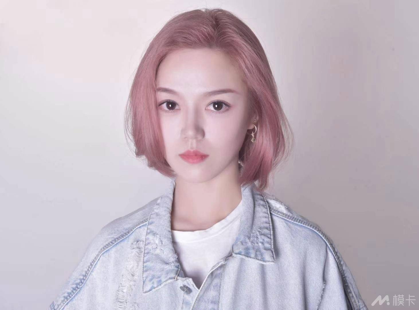 通告图片