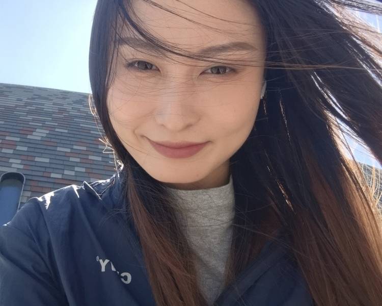 艺人背景图