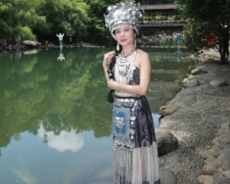 艺人背景图
