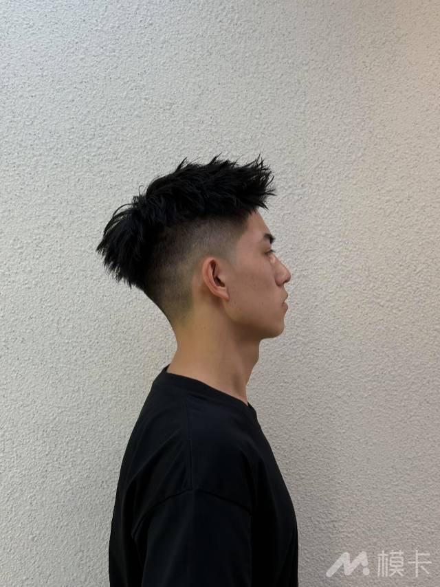 通告图片