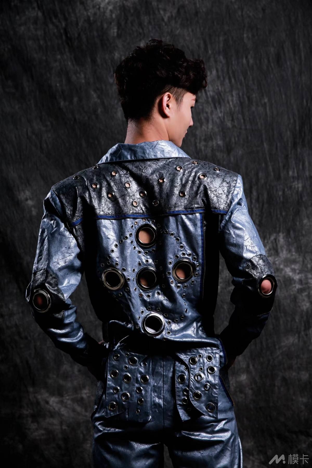 暗黑系列朋克风