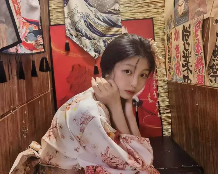艺人背景图