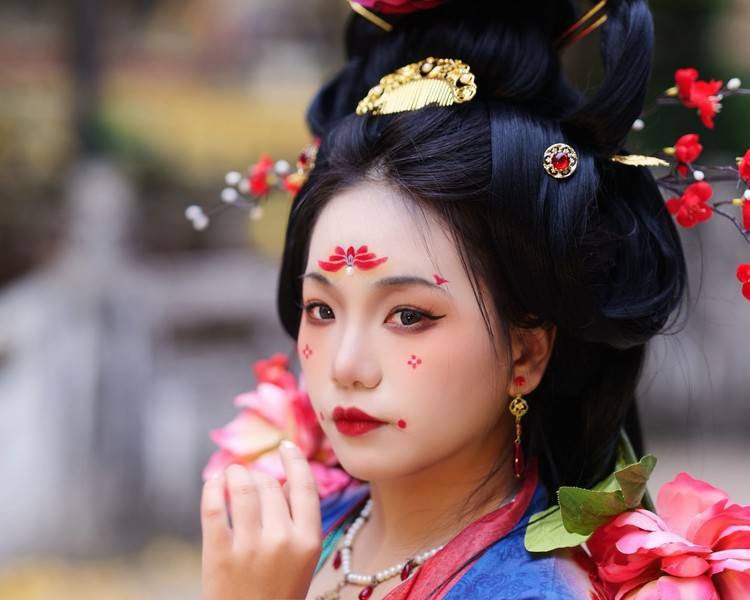 艺人背景图