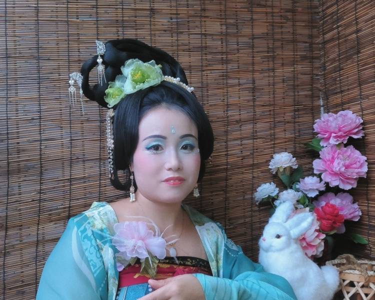 艺人背景图