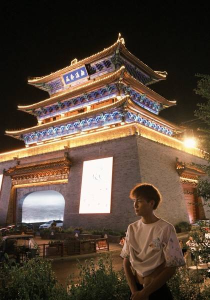 推荐艺人