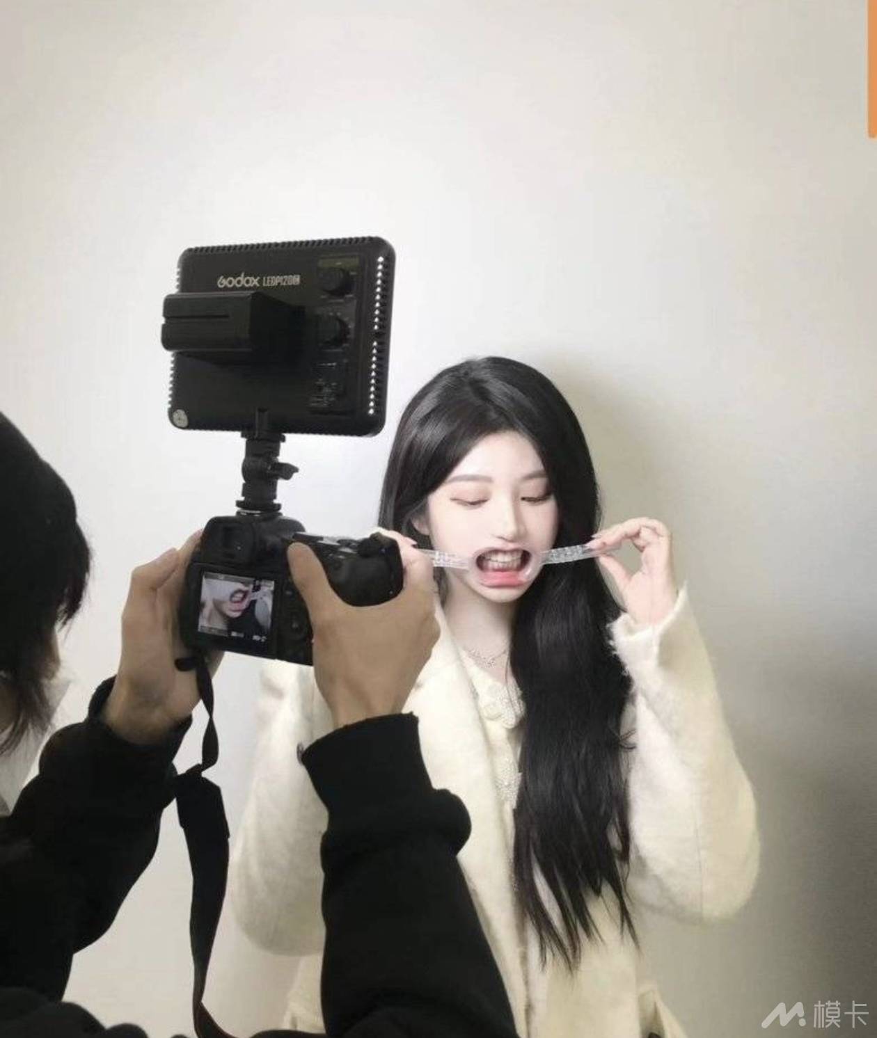 通告图片