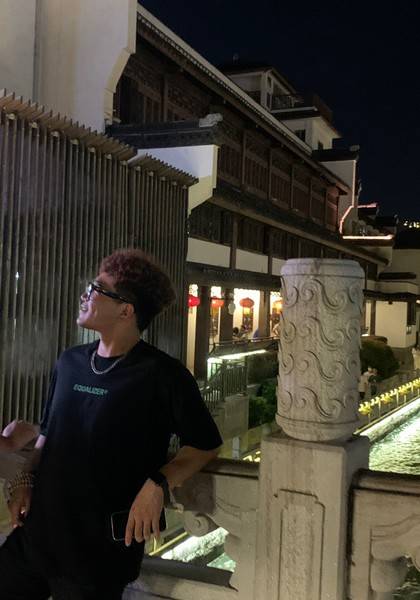 推荐艺人