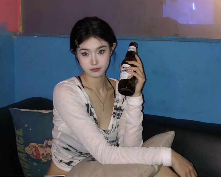 艺人背景图