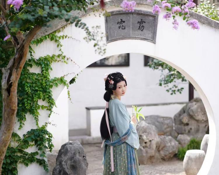 艺人背景图