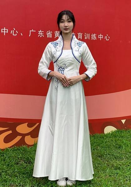 推荐艺人