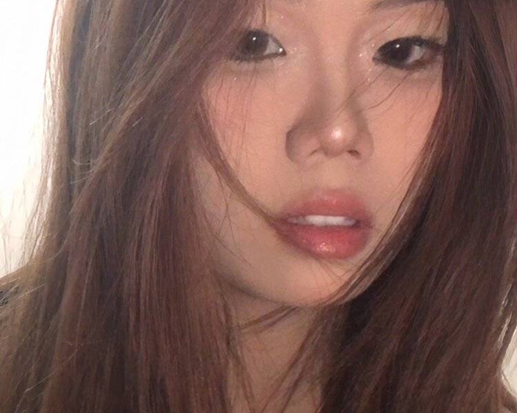 艺人背景图