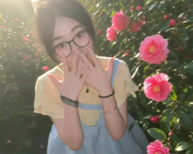艺人背景图