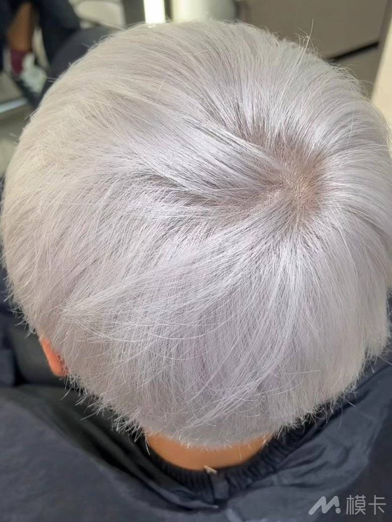 通告图片