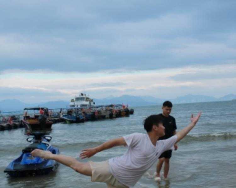 艺人背景图