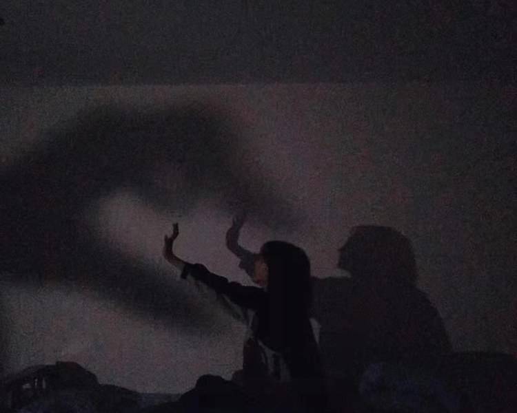 艺人背景图