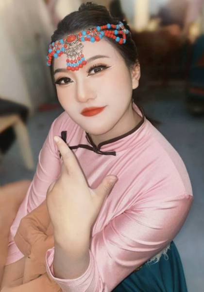 推荐艺人
