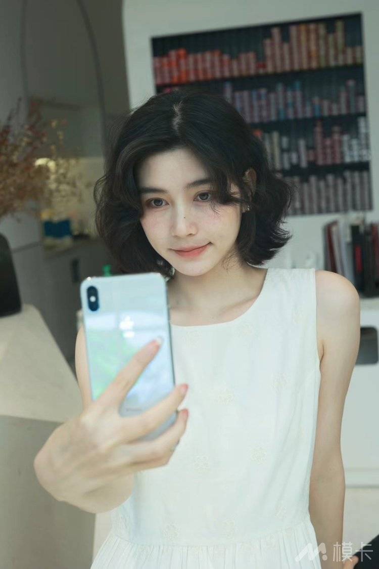 通告图片