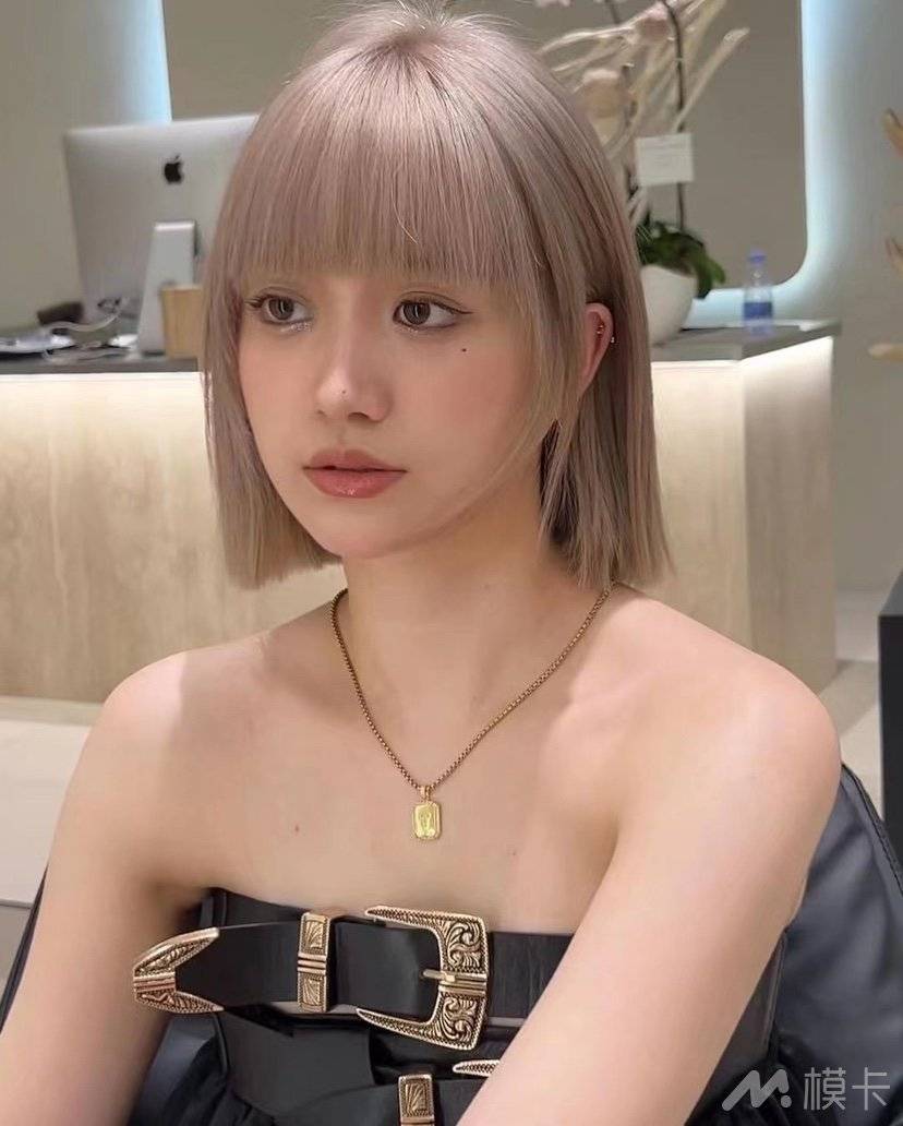 通告图片