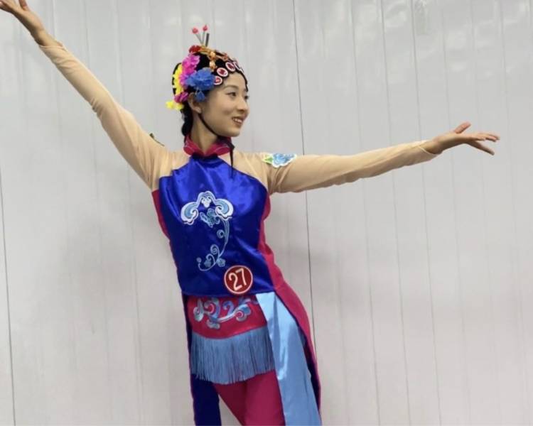 艺人背景图