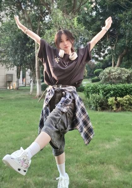 推荐艺人