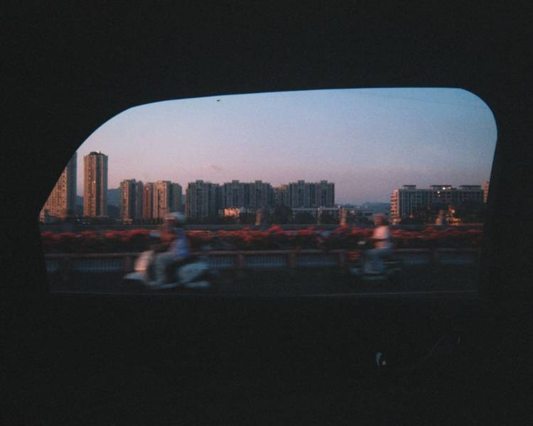 艺人背景图