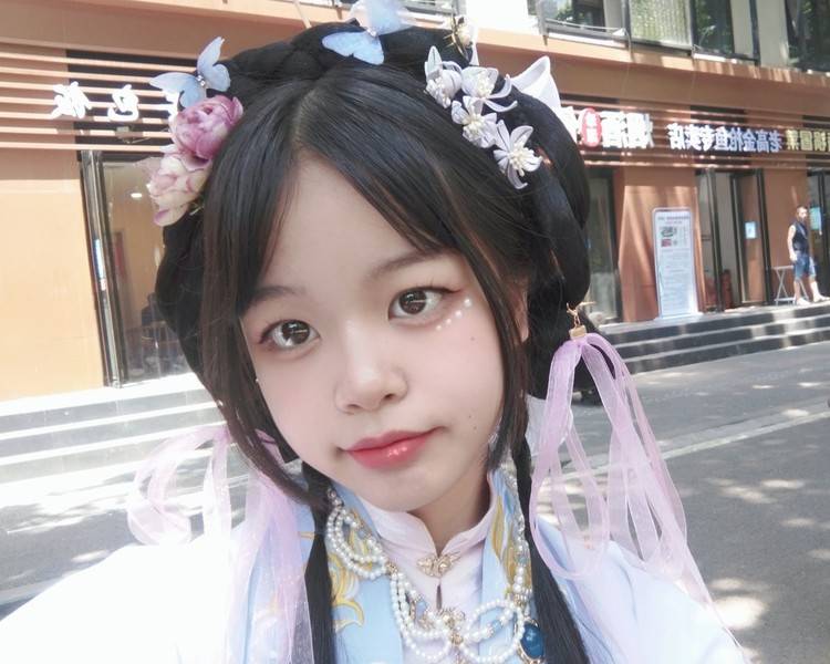 艺人背景图