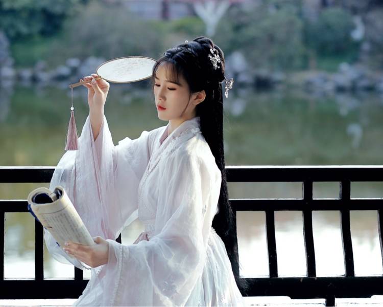 艺人背景图