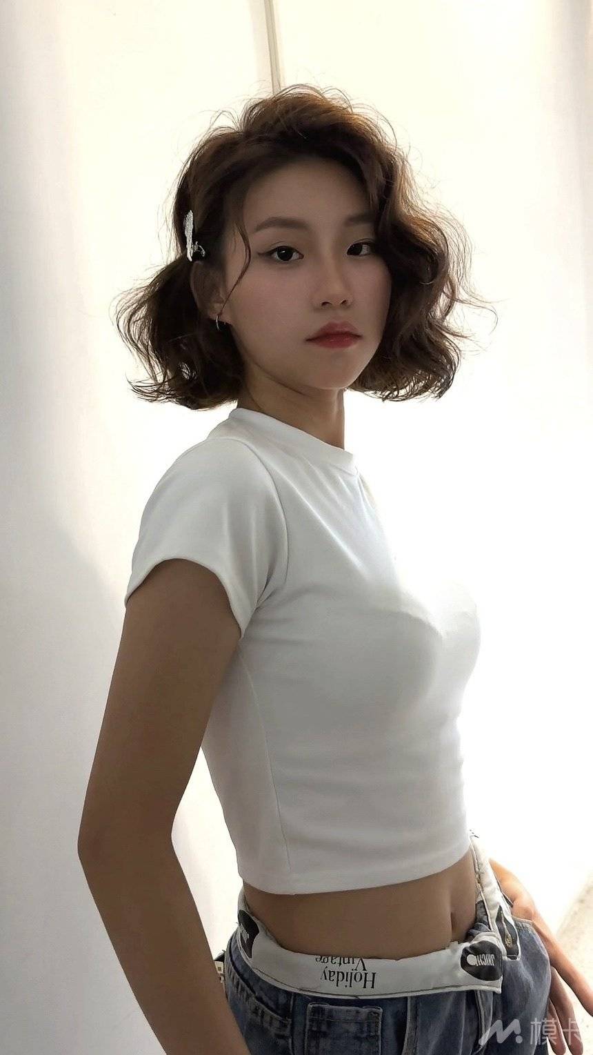 通告图片