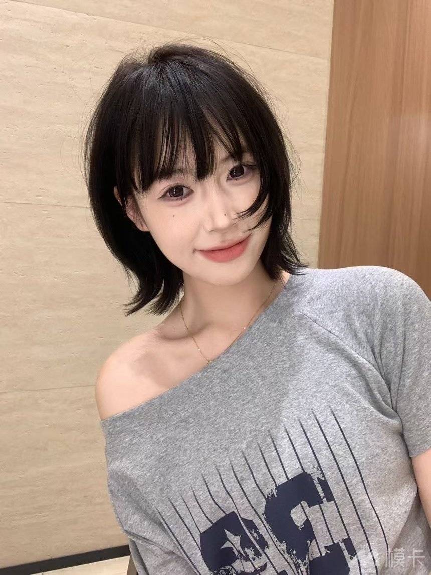 通告图片