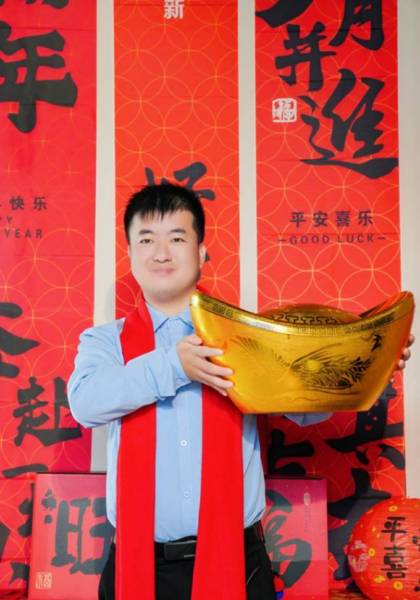 推荐艺人