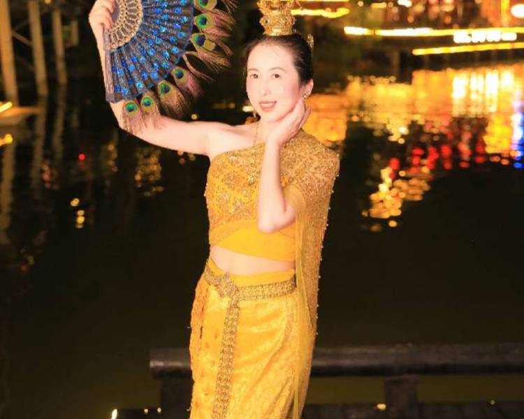 艺人背景图