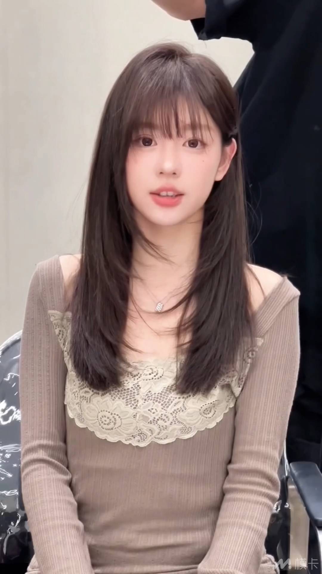 通告图片