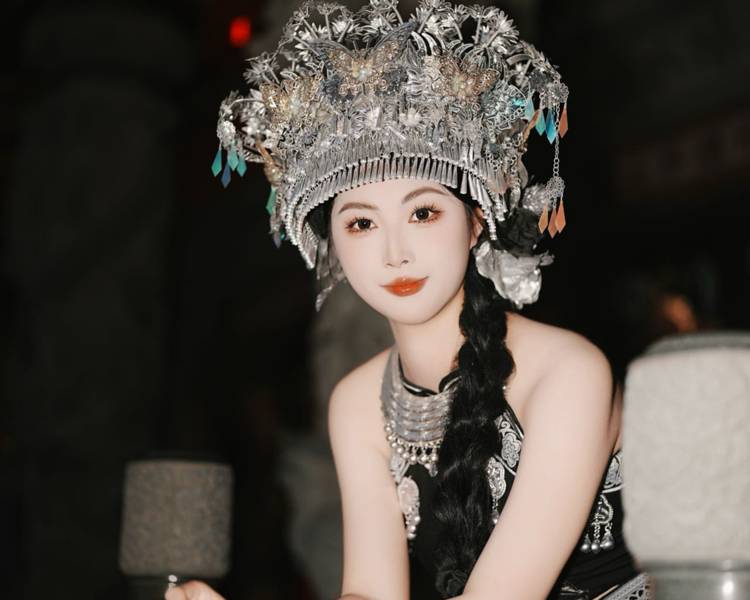 艺人背景图