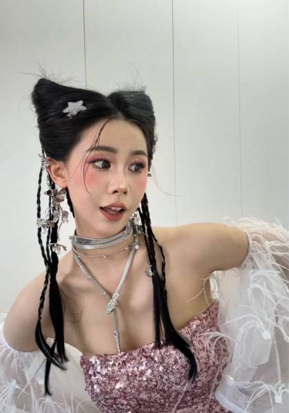 推荐艺人