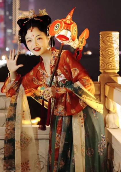 推荐艺人
