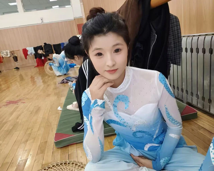 艺人背景图