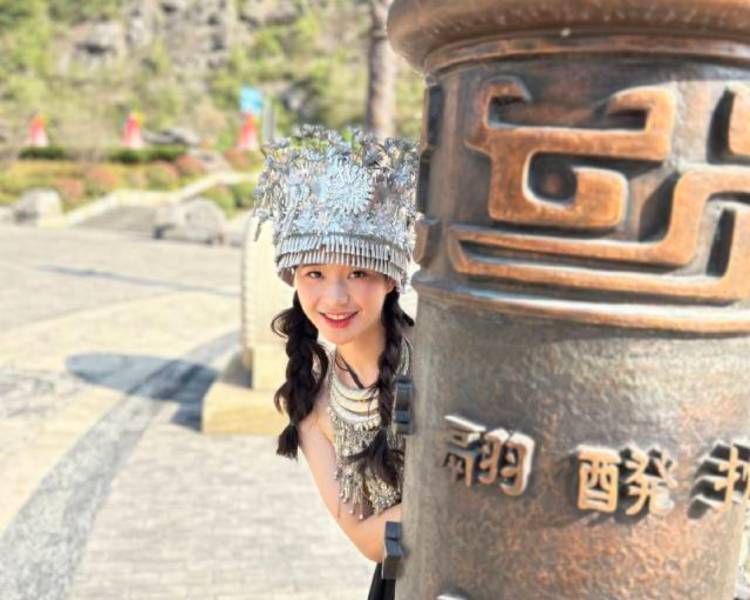 艺人背景图