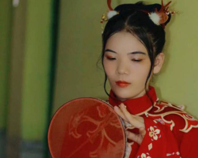 艺人背景图