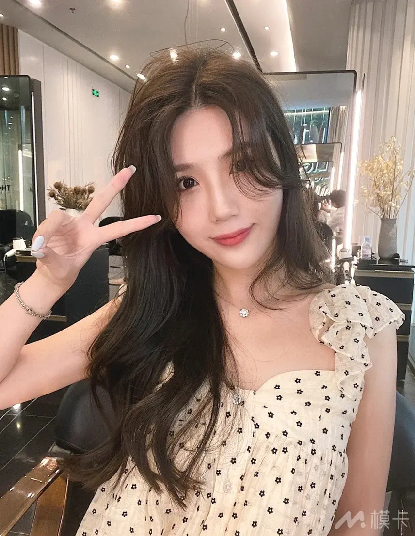 通告图片