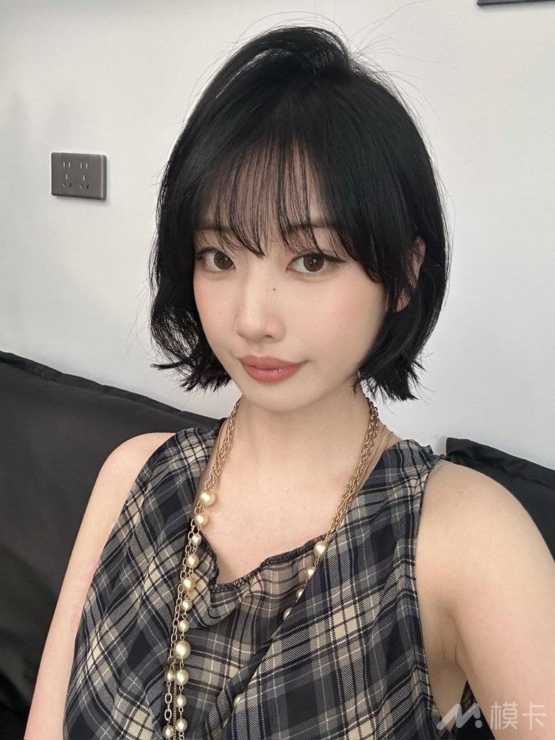 通告图片